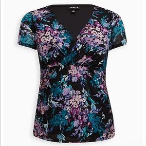 STRETCH MESH SURPLICE NECKLINE SHIRRED TOP